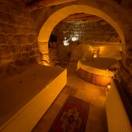 Lord Cave Kapadokya Hotel Nar