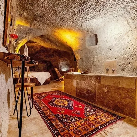 Lord Cave Kapadokya * Nar